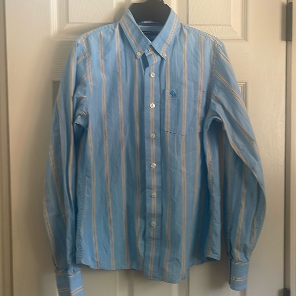 Abercrombie boys size large dress shirt. Light blue with yellow and white stripe